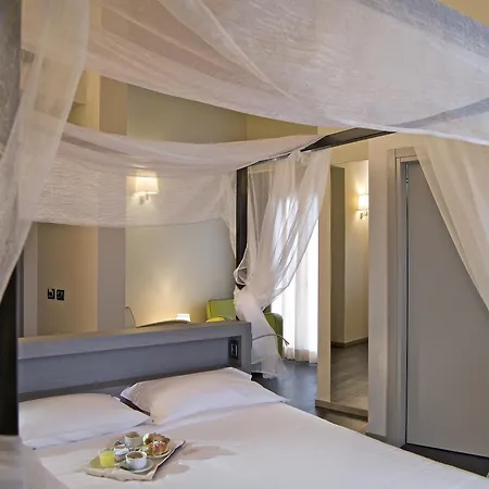 Hotel Harmony 4*