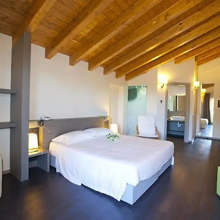 Harmony Hotel 4*