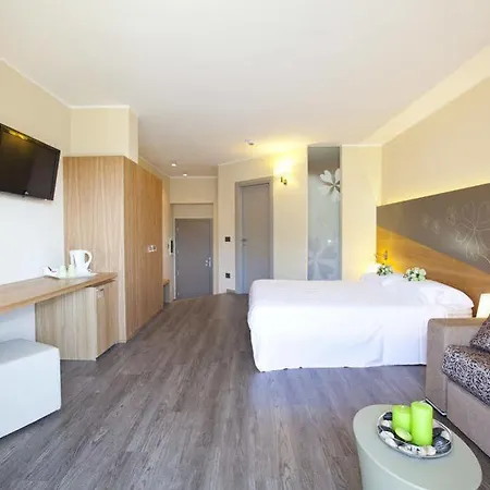 Harmony Hotel 4*