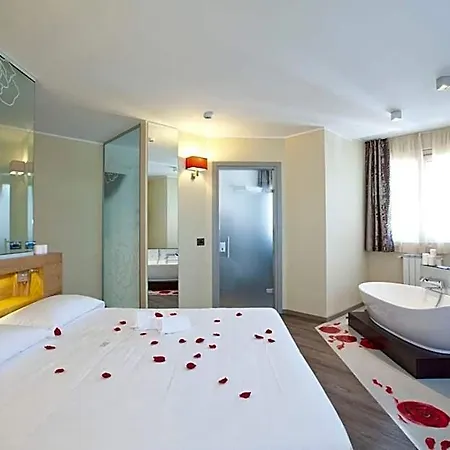 Hotel Harmony 4*