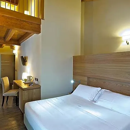 Hotel Harmony