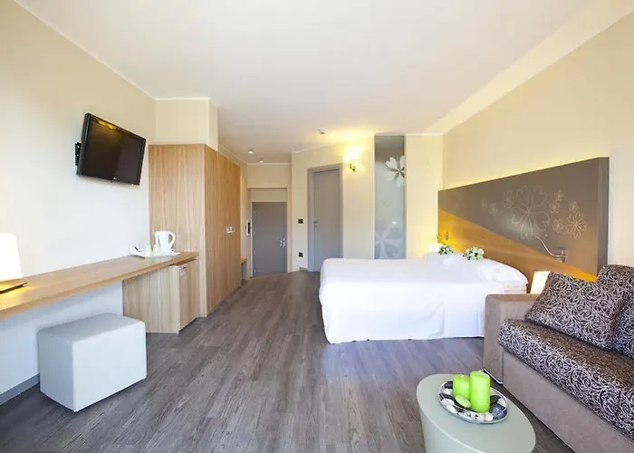 Harmony Hotel 4*