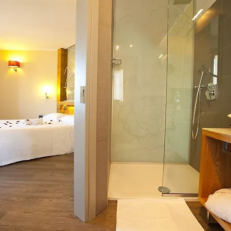 Hotel Harmony