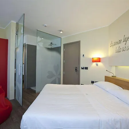Hotel Harmony 4*