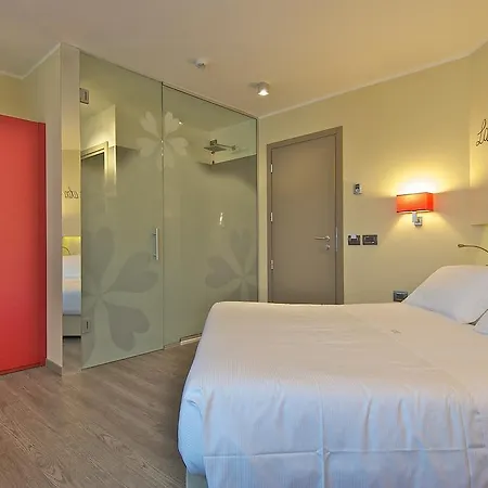 Hotel Harmony